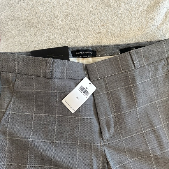 Banana Republic Charcoal Checkered Pants - Size 8 - Picture 2 of 14
